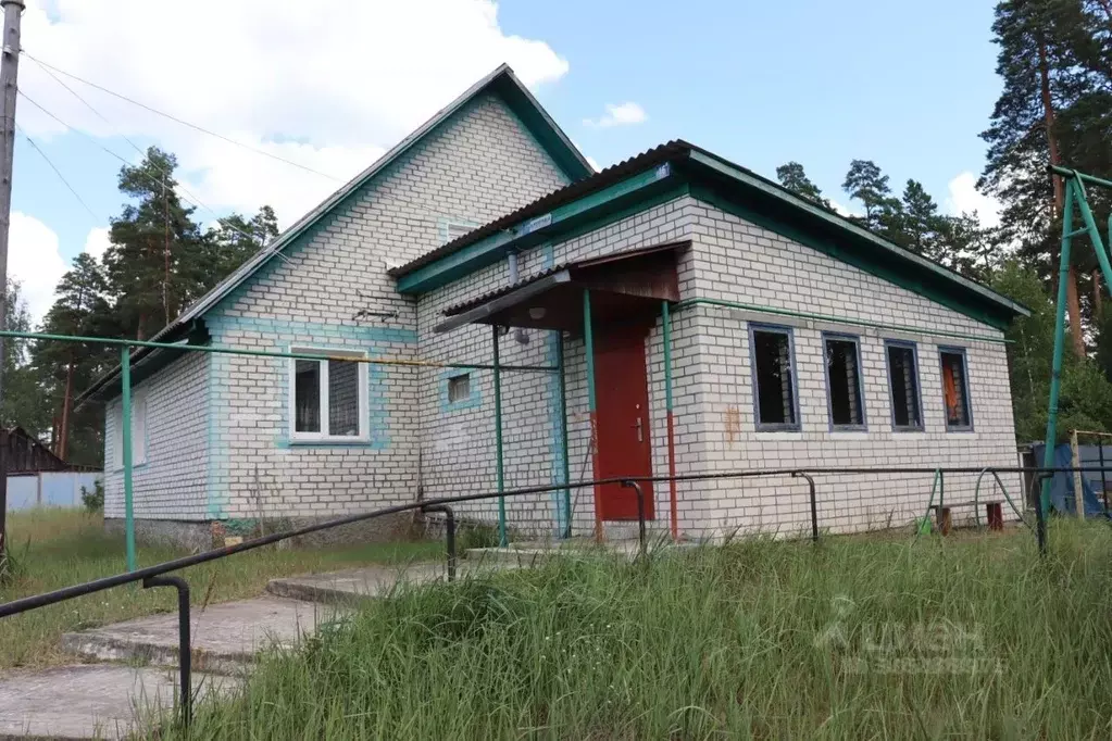 Дом в Брянская область, Брянский район, Свенское с/пос, пос. Свень ул. ... - Фото 1