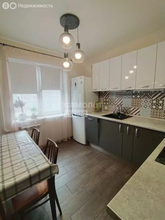 3-комнатная квартира: Озерск, бульвар Луначарского, 13 (62.8 м) - Фото 2