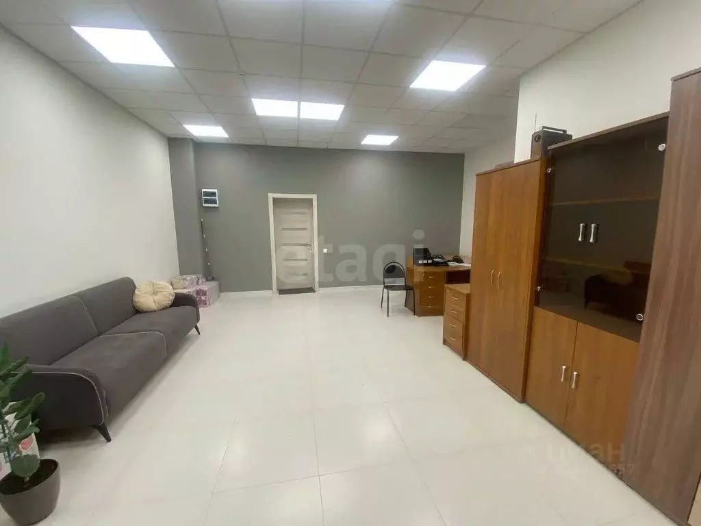 Офис в Воронежская область, Воронеж ул. Летчика Колесниченко, 3 (40 м) - Фото 1