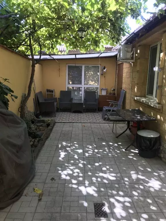 Дом в Крым, Евпатория ул. Толстого, 65 (50 м) - Фото 1