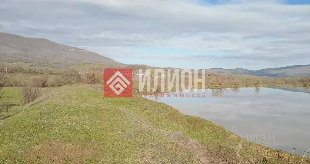 Участок в Крым, Бахчисарайский район, Голубинское с/пос, с. Поляна ул. ... - Фото 2