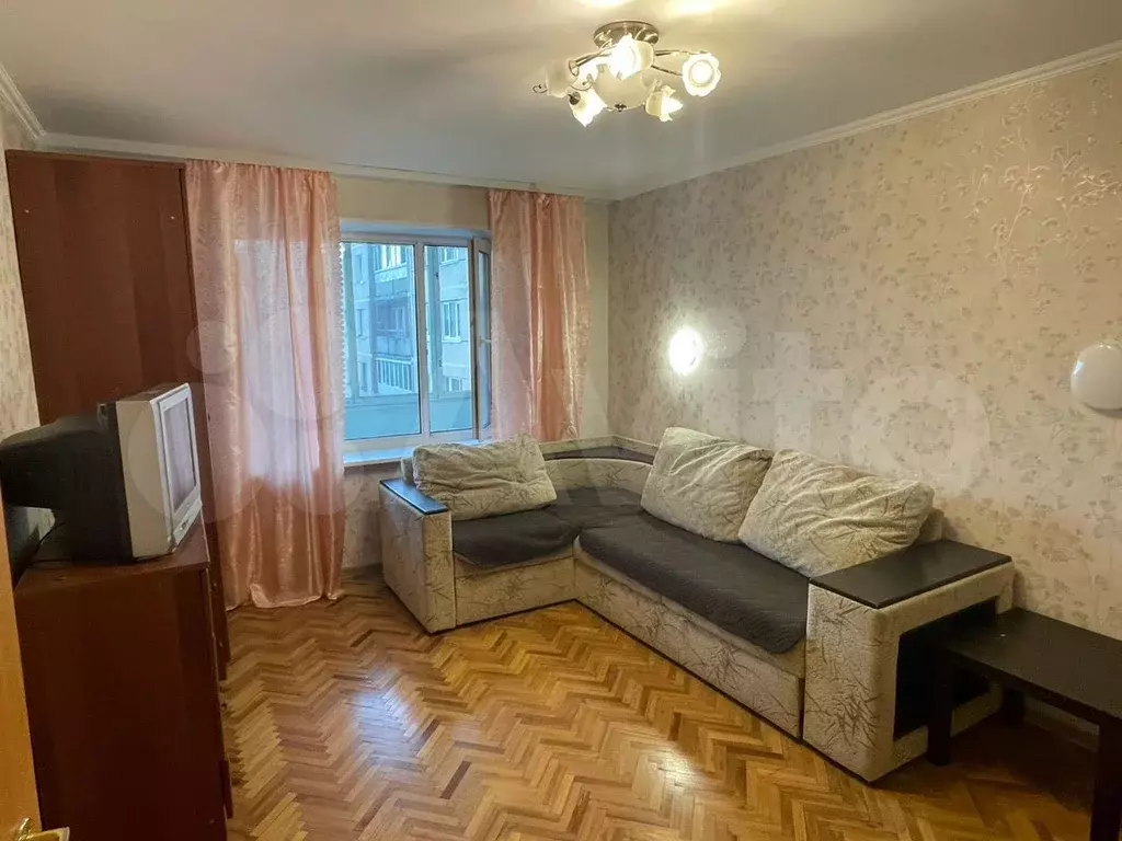 1-к. квартира, 35 м, 10/12 эт. - Фото 1
