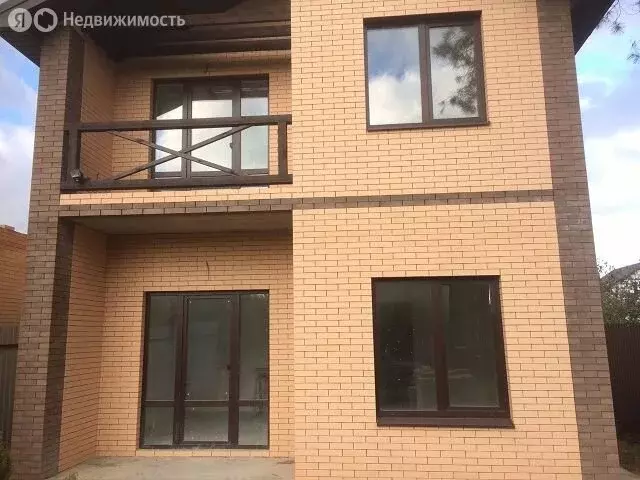 Дом в Ростов-на-Дону, Каскадная улица (120 м) - Фото 1