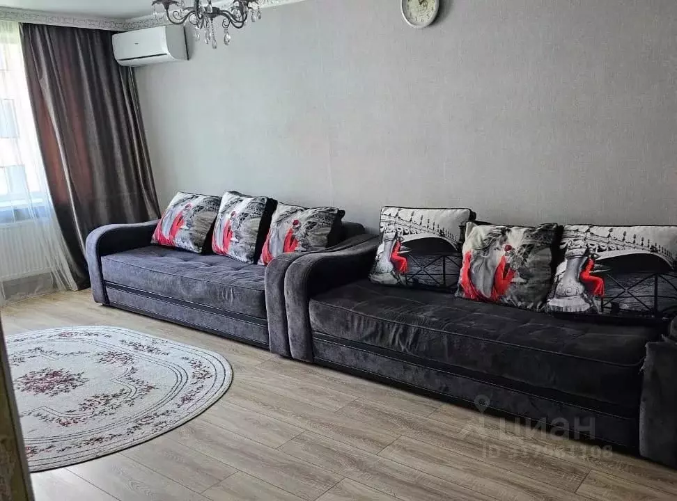 2-к кв. Северная Осетия, Владикавказ ул. Алихана Гагкаева, 7 (60.0 м) - Фото 1