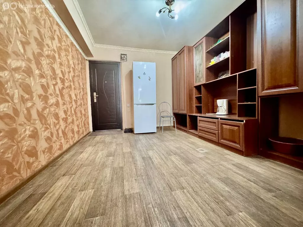 1к в -комнатной квартире (13.4 м) - Фото 0