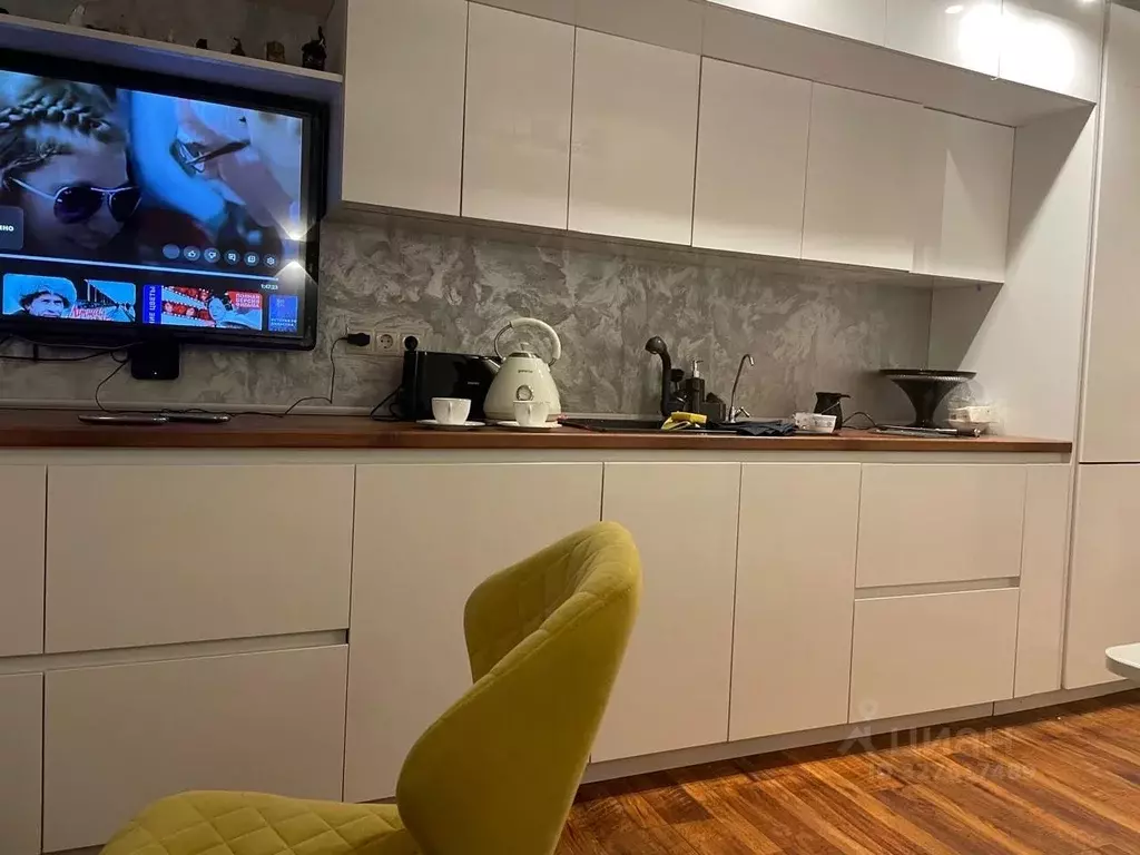 3-к кв. Москва ул. Острякова, 5 (63.1 м) - Фото 1