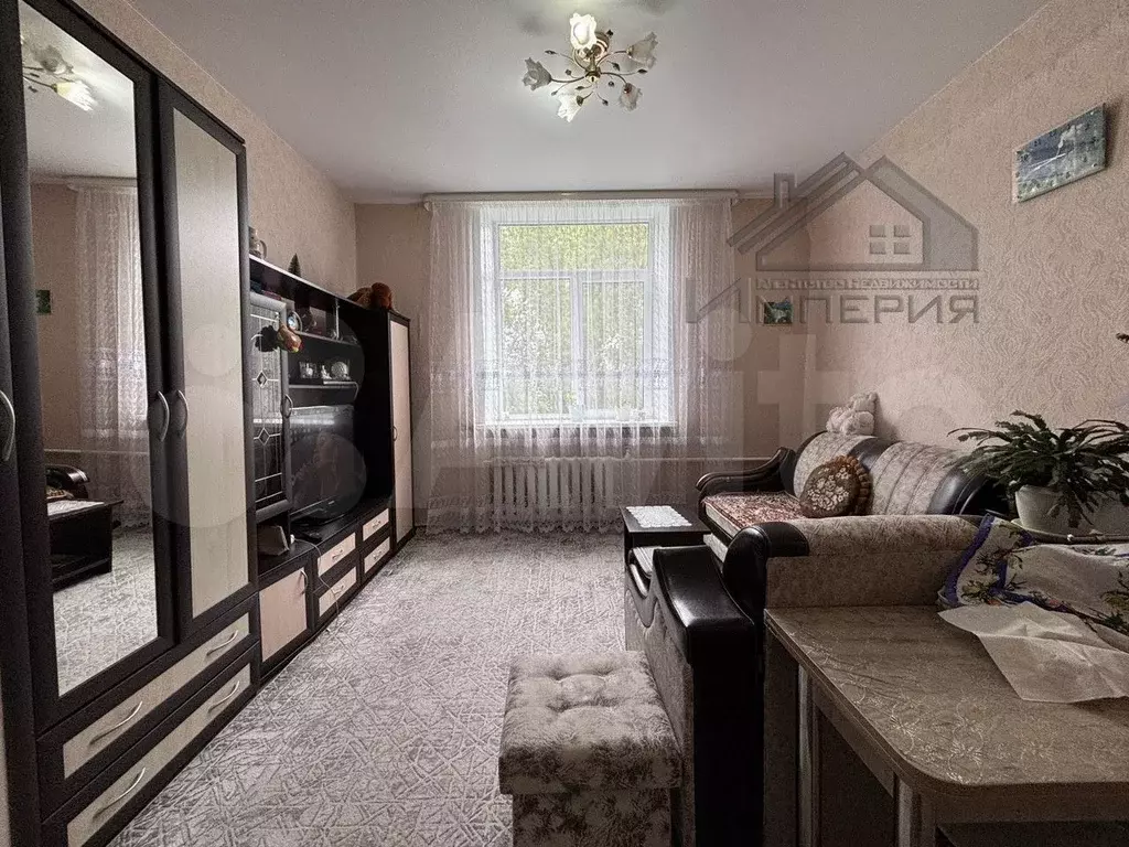 Комната 19,5 м в 1-к., 2/5 эт. - Фото 0