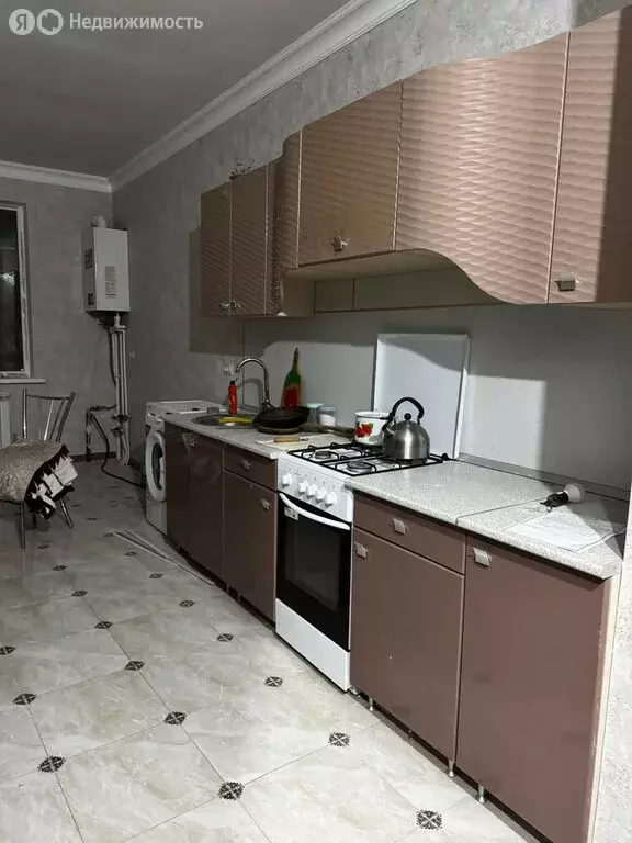 1-комнатная квартира: Махачкала, улица Джамалутдина Атаева, 36Ак1 (50 ... - Фото 0