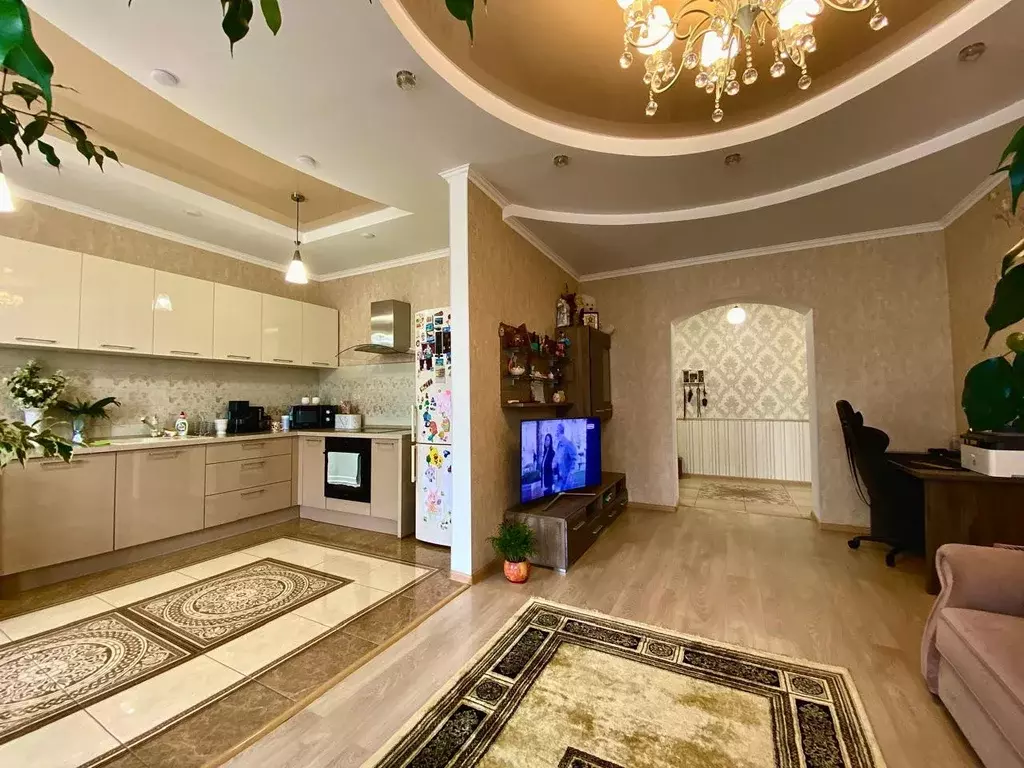 Продаётся 2-к квартира, 68.1 м - Фото 1
