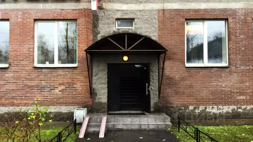 Торговая площадь в Санкт-Петербург 1-я Утиная ул., 28 (163 м) - Фото 1