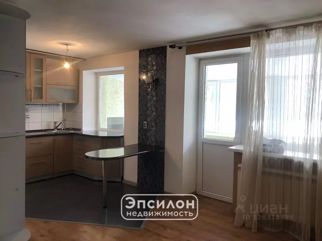 Студия Курская область, Курск ул. Карла Маркса, 14 (61.9 м) - Фото 2