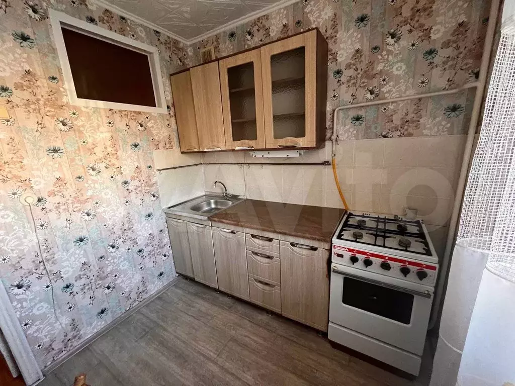 3-к. квартира, 60м, 2/5эт. - Фото 0