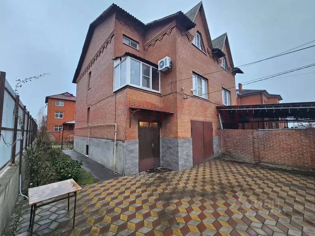 Дом в Ростовская область, Новочеркасск Цимлянский пер., 5 (201 м) - Фото 0
