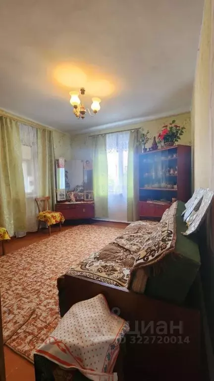 Дом в Крым, Красногвардейский район, Пятихатское с/пос, с. Заречное ... - Фото 1