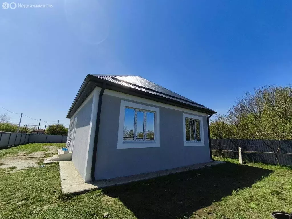 Дом в село Львовское, улица Свердлова (75 м) - Фото 1