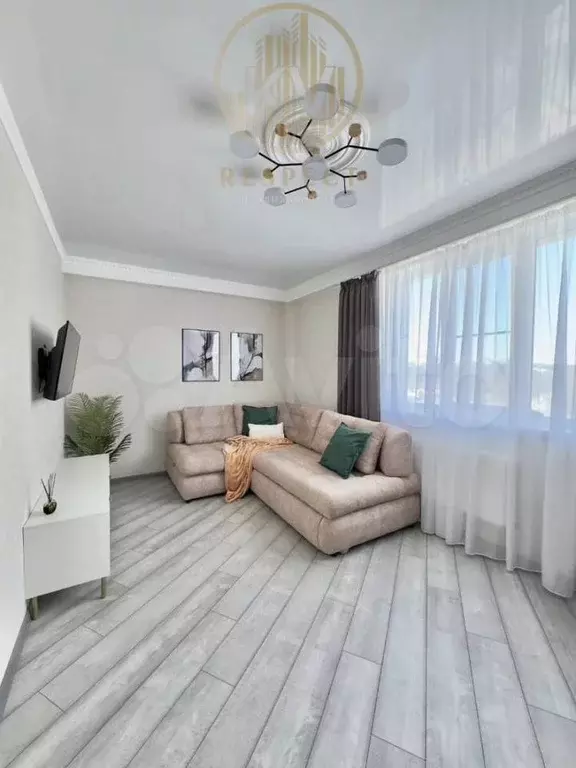 1-к. квартира, 42 м, 4/7 эт. - Фото 0
