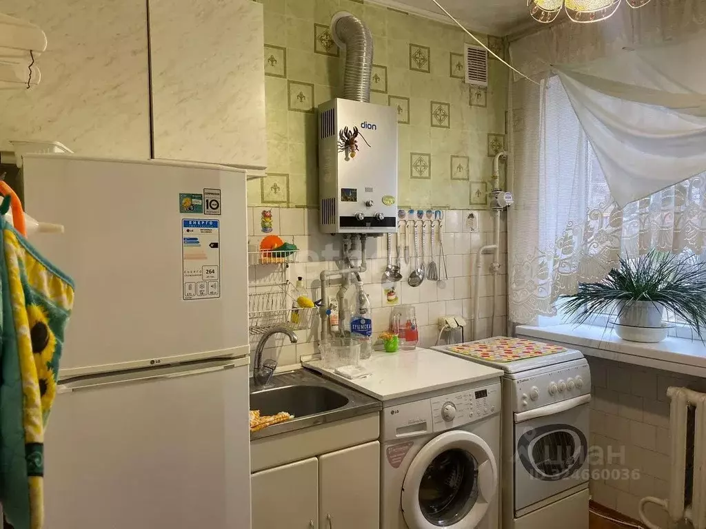 2-к кв. Крым, Феодосия ул. Чехова, 16 (45.5 м) - Фото 1