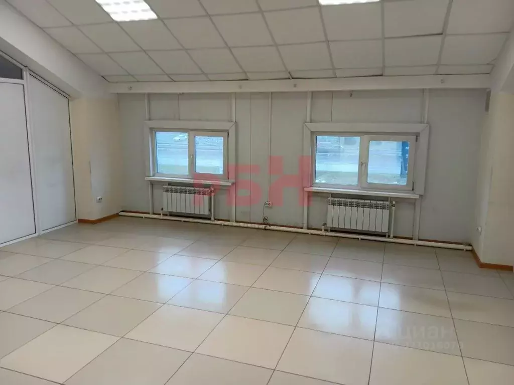 Офис в Тюменская область, Тюмень Закалужская ул., 83с5 (40 м) - Фото 2