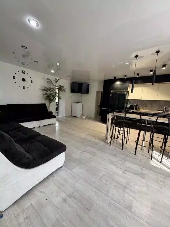 Дом в Иркутская область, Иркутск ул. Рылеева, 2 (148 м) - Фото 1