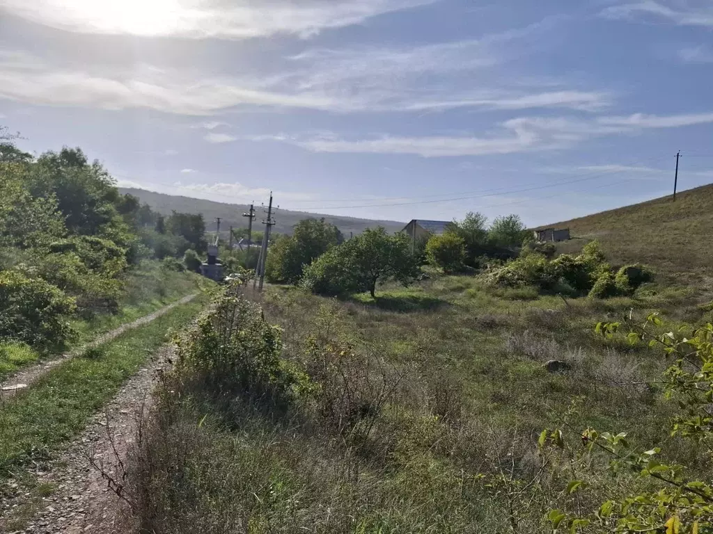 Участок в Крым, Бахчисарайский район, Почтовское с/пос, с. ... - Фото 2