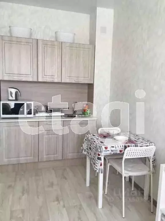 Студия Ханты-Мансийский АО, Сургут ул. Мелик-Карамова, 40/1 (30.0 м) - Фото 1