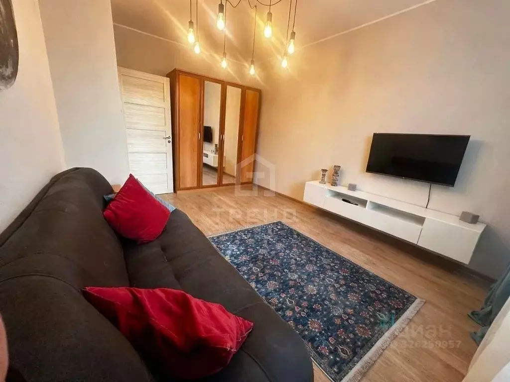 1-к кв. Ленинградская область, Мурино Всеволожский район, ул. ... - Фото 1