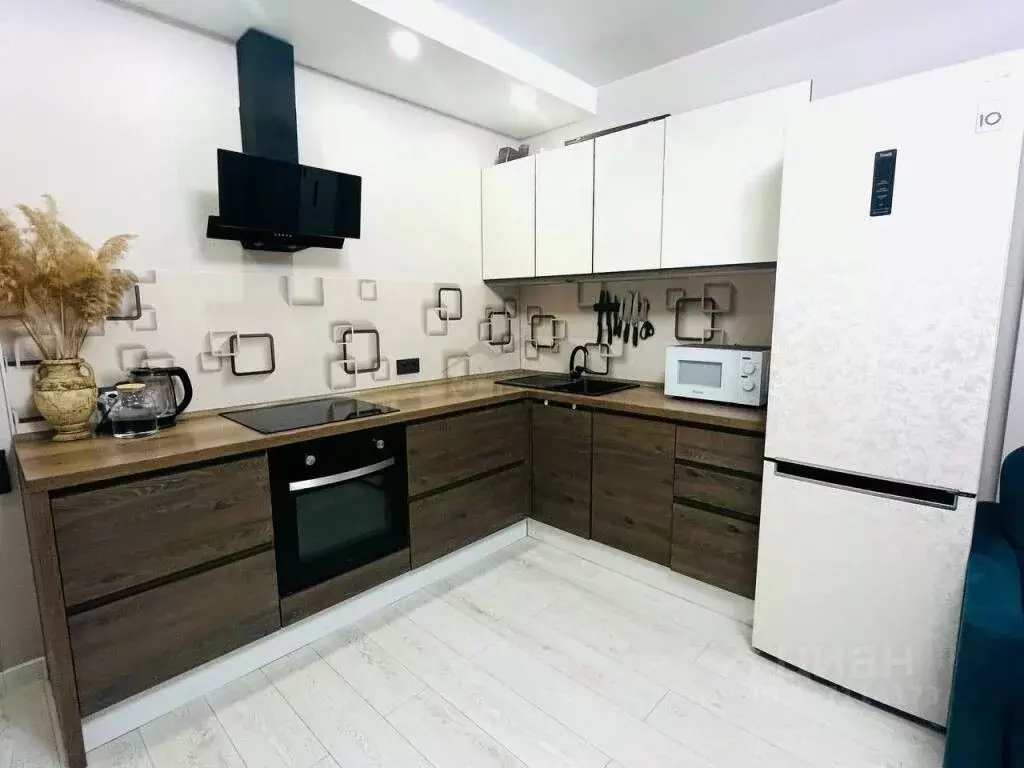 2-к кв. Краснодарский край, Новороссийск Пионерская ул., 39 (64.0 м) - Фото 1