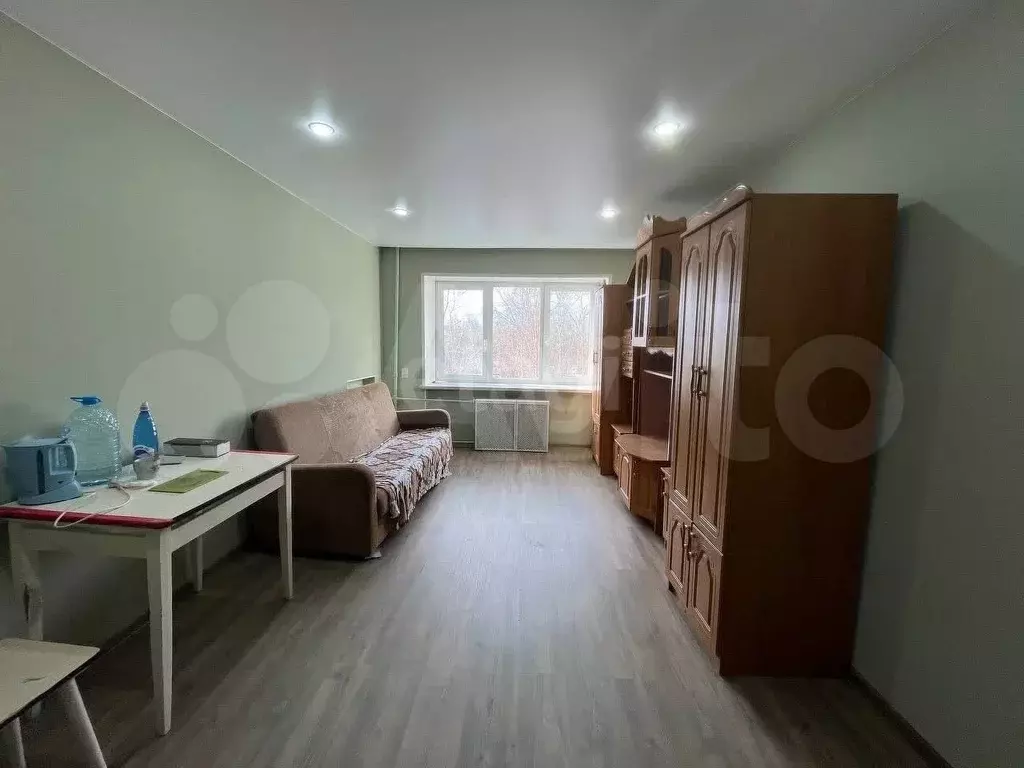 Комната 17,8 м в 1-к., 4/4 эт. - Фото 0