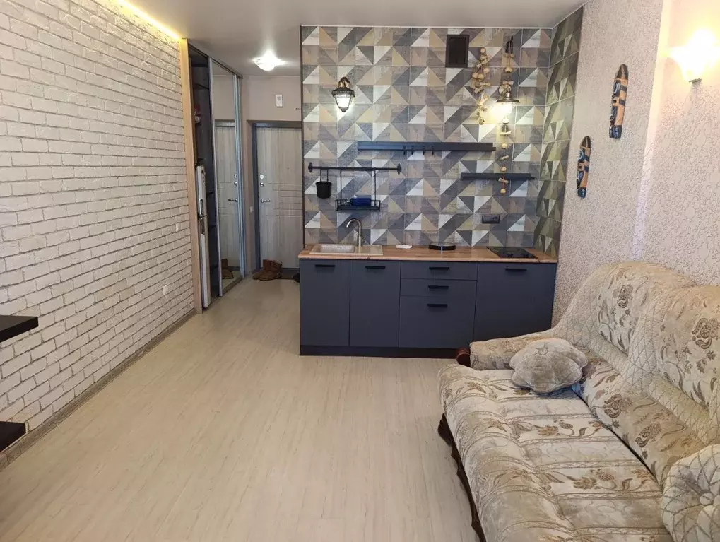 Студия Новосибирская область, Новосибирск Сухарная ул., 96/3 (27.0 м) - Фото 1