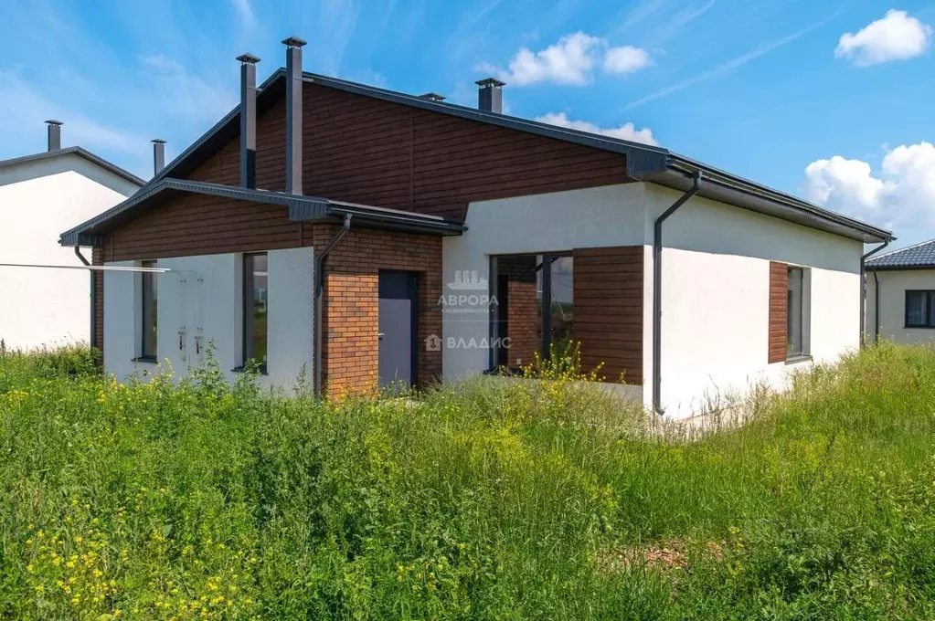 Дом в Челябинская область, Магнитогорск ул. Монастырская (75 м) - Фото 1