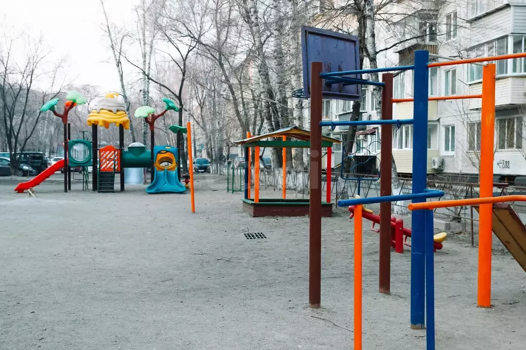 3-комнатная квартира: Благовещенск, улица Чайковского, 135 (67 м) - Фото 2