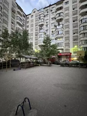 1-к. квартира, 50 м, 1/9 эт. - Фото 0