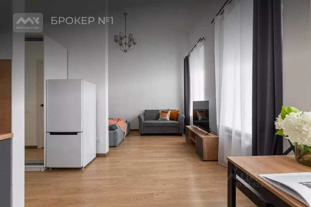Студия Санкт-Петербург Синопская наб., 72 (30.0 м) - Фото 1