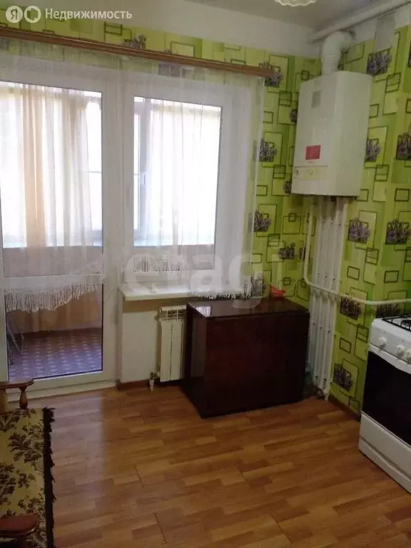 1-комнатная квартира: Батайск, улица Кирова, 28 (44 м) - Фото 1