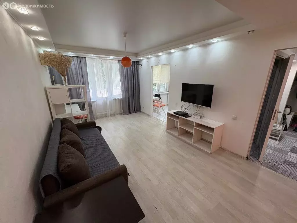 2-комнатная квартира: Пушкино, микрорайон Серебрянка, 24 (49.1 м) - Фото 1