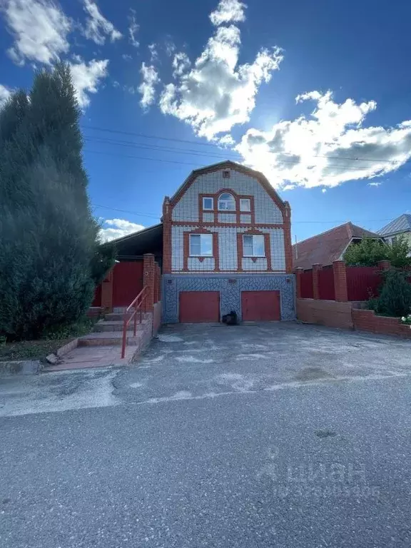 Дом в Белгородская область, Старый Оскол Донецкая ул. (300 м) - Фото 2