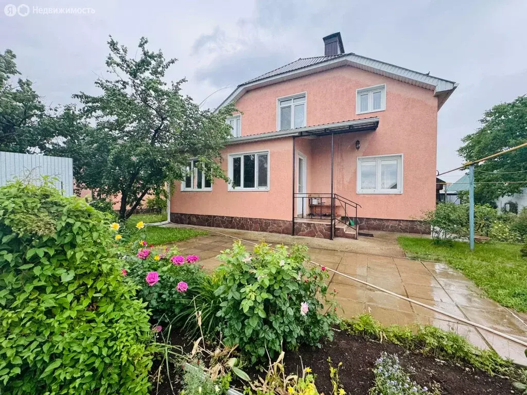 Дом в село Квасниковка, Ленинская улица, 159 (230 м) - Фото 1