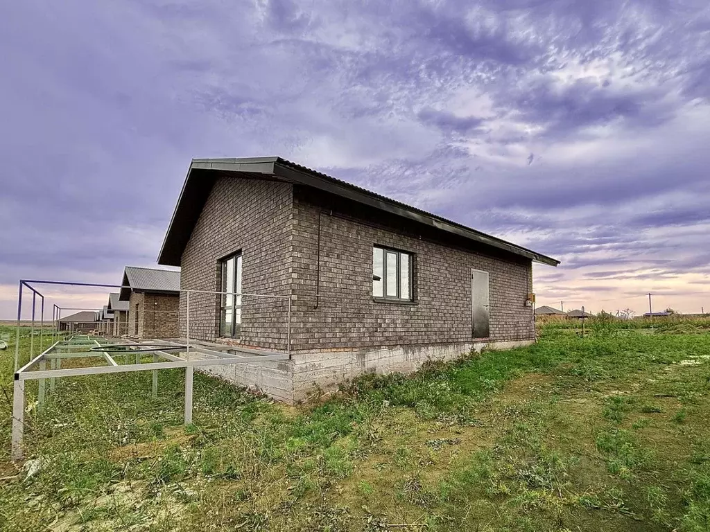 Дом в Оренбургская область, Оренбургский район, Сергиевский сельсовет, ... - Фото 2