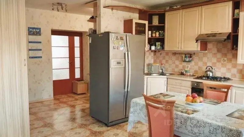 2-к кв. Калининградская область, Гурьевск Советская ул., 20 (84.0 м) - Фото 0