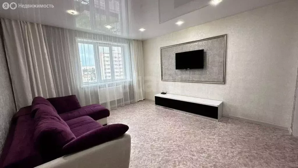 2-комнатная квартира: Ижевск, улица Холмогорова, 85 (54 м) - Фото 1