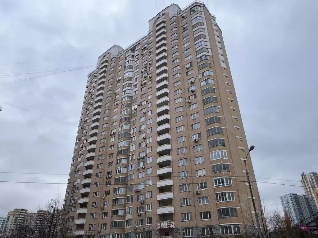 2-к кв. Московская область, Красногорск бул. Красногорский, 5 (89.3 м) - Фото 0