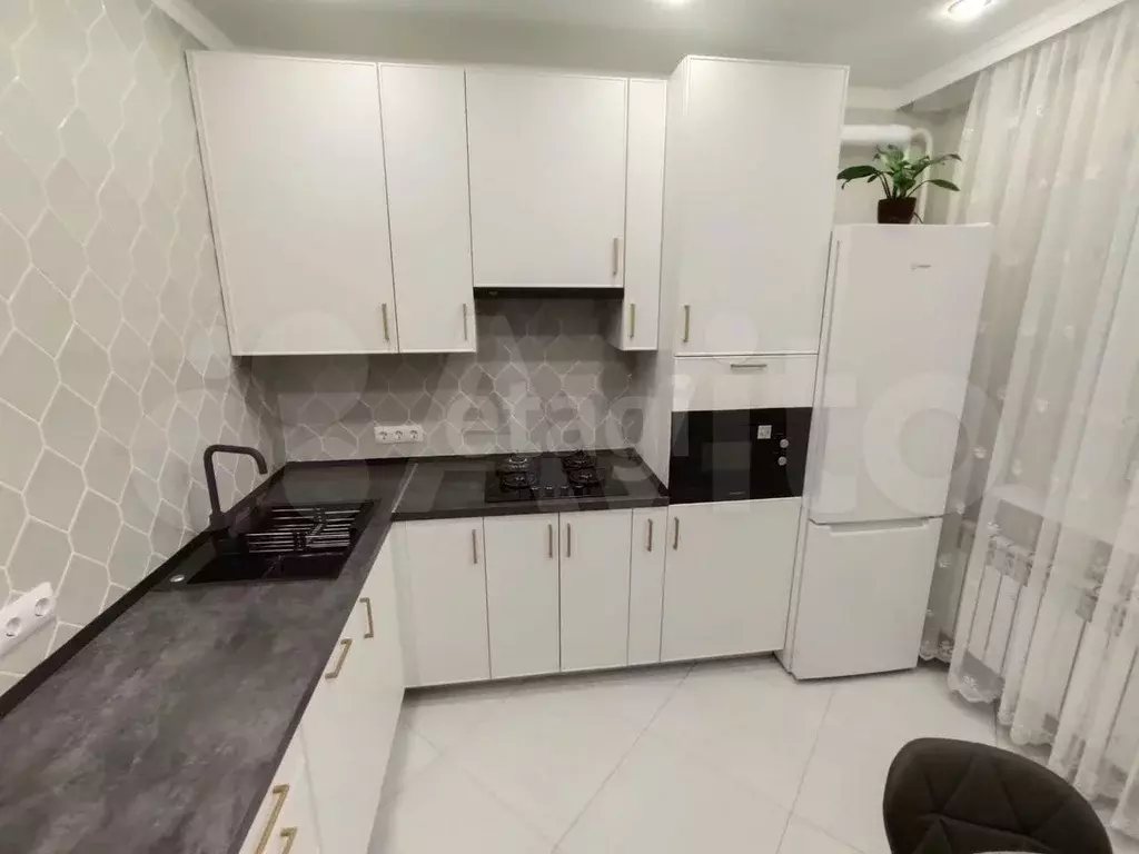 1-к. квартира, 40 м, 9/9 эт. - Фото 0