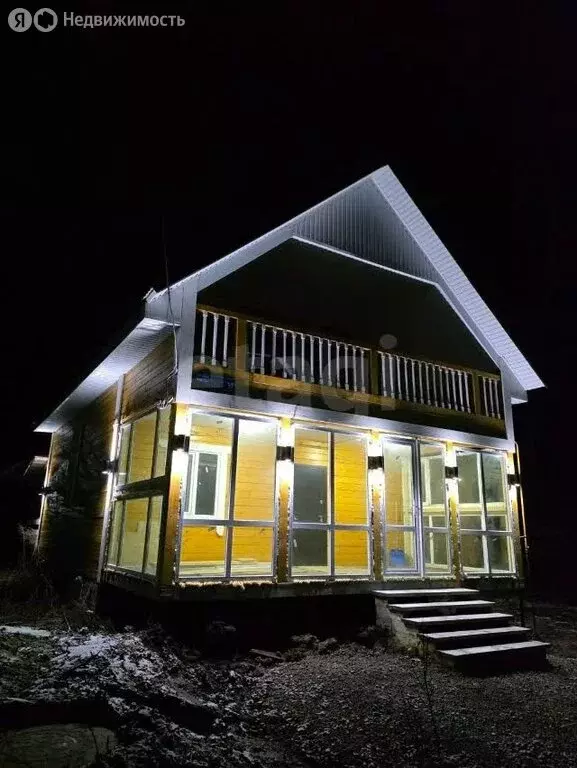 Дом в село Иглино, улица Тухвата Янаби (100 м) - Фото 0