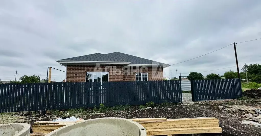 Дом в Краснодарский край, Тимашевск Индустриальный мкр, ул. ... - Фото 2