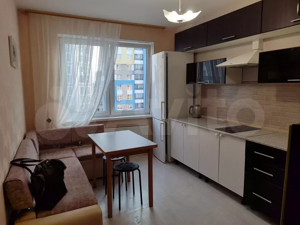 2-к. квартира, 57,5 м, 11/15 эт. - Фото 0