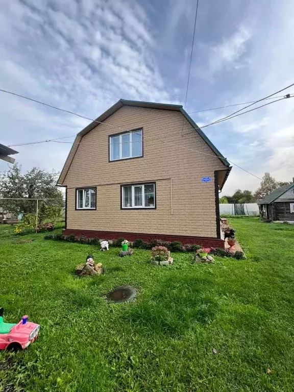 Дом в Псковская область, Порхов ул. Урицкого, 17 (110 м) - Фото 1