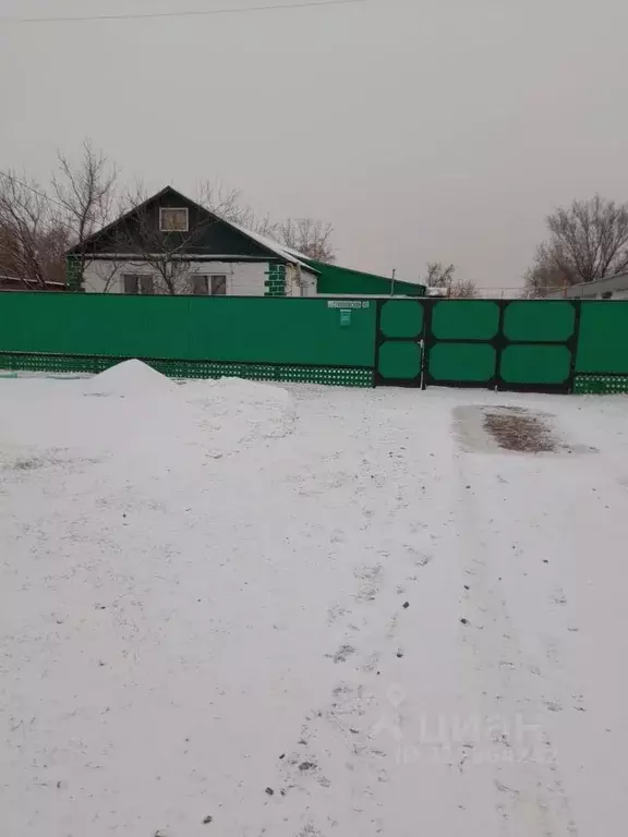 Дом в Оренбургская область, Домбаровский поссовет, пос. Домбаровский ... - Фото 0