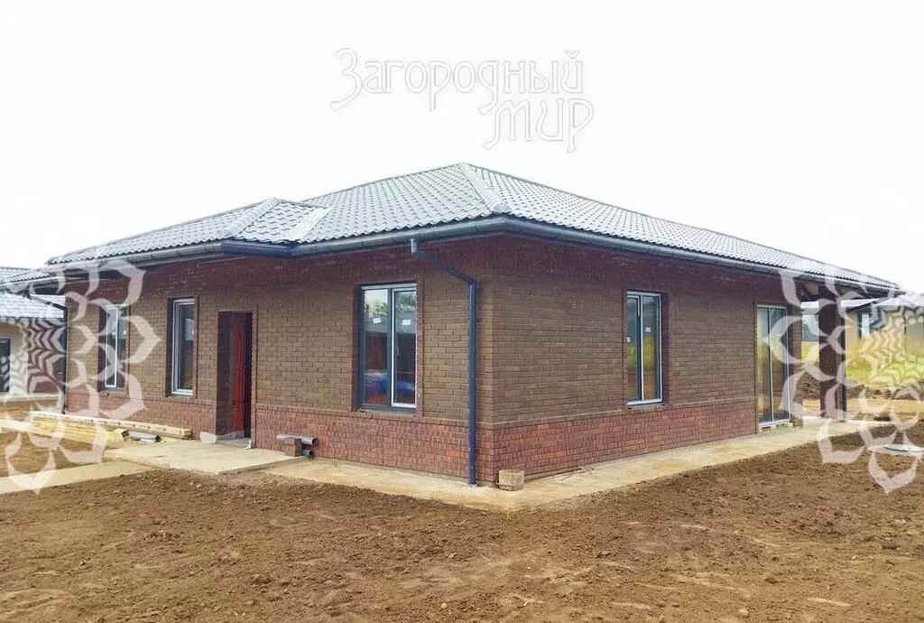 Дом в Наро-Фоминский городской округ, деревня Берюлёво (100 м) - Фото 1