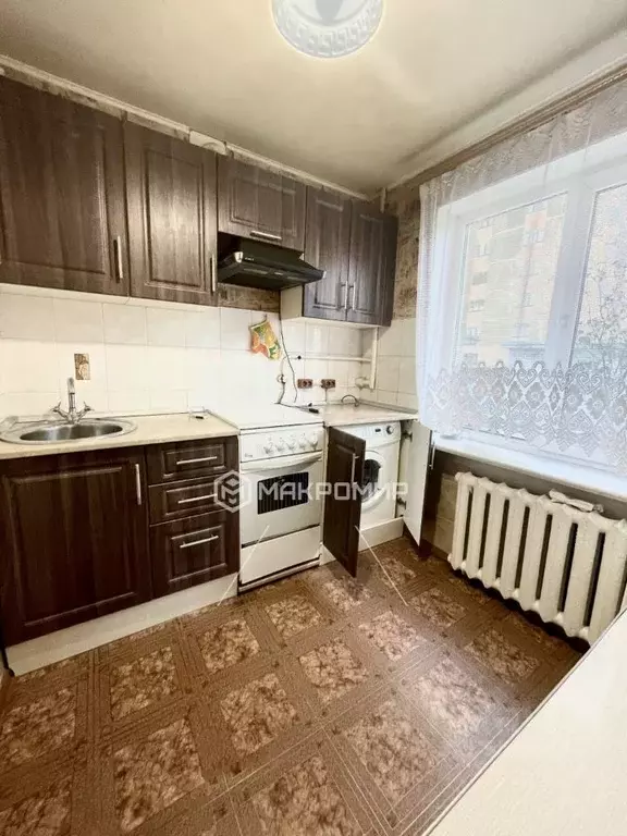 2-к кв. Брянская область, Брянск ул. Крапивницкого, 20 (50.0 м) - Фото 1