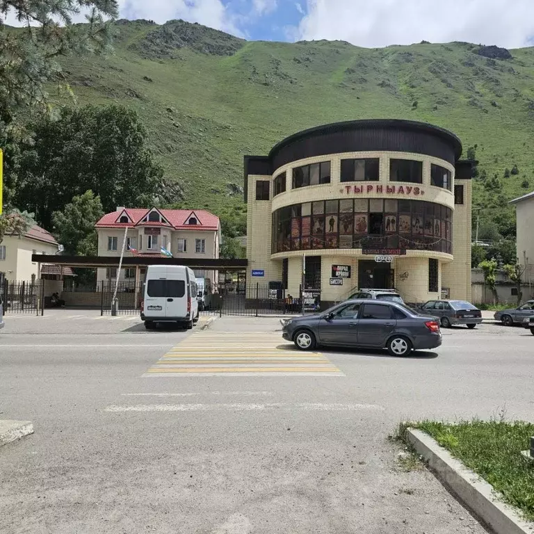 Помещение свободного назначения в Кабардино-Балкария, Тырныауз ... - Фото 1